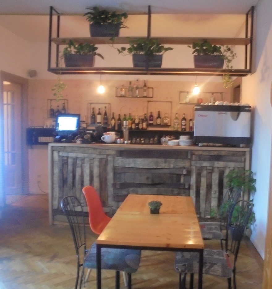 BLID, prima locantă din București unde mâncarea este gătită după rețete vechi descoperite în bibliotecă