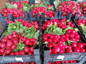 Protecția Consumatorului a închis trei piețe agro-alimentare în București, din cauză că operatorii economici nu au respectat regulile de prevenire a răspândirii noului coronavirus