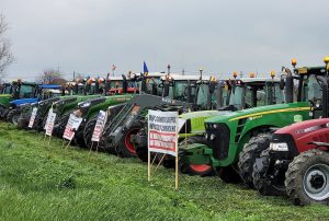 Protestul fermierilor români: bine organizat, fără derapaje anti-europene