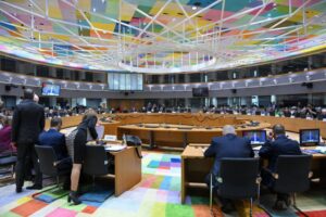 Ministrul, jurnaliștii și legea de funcționare a MADR