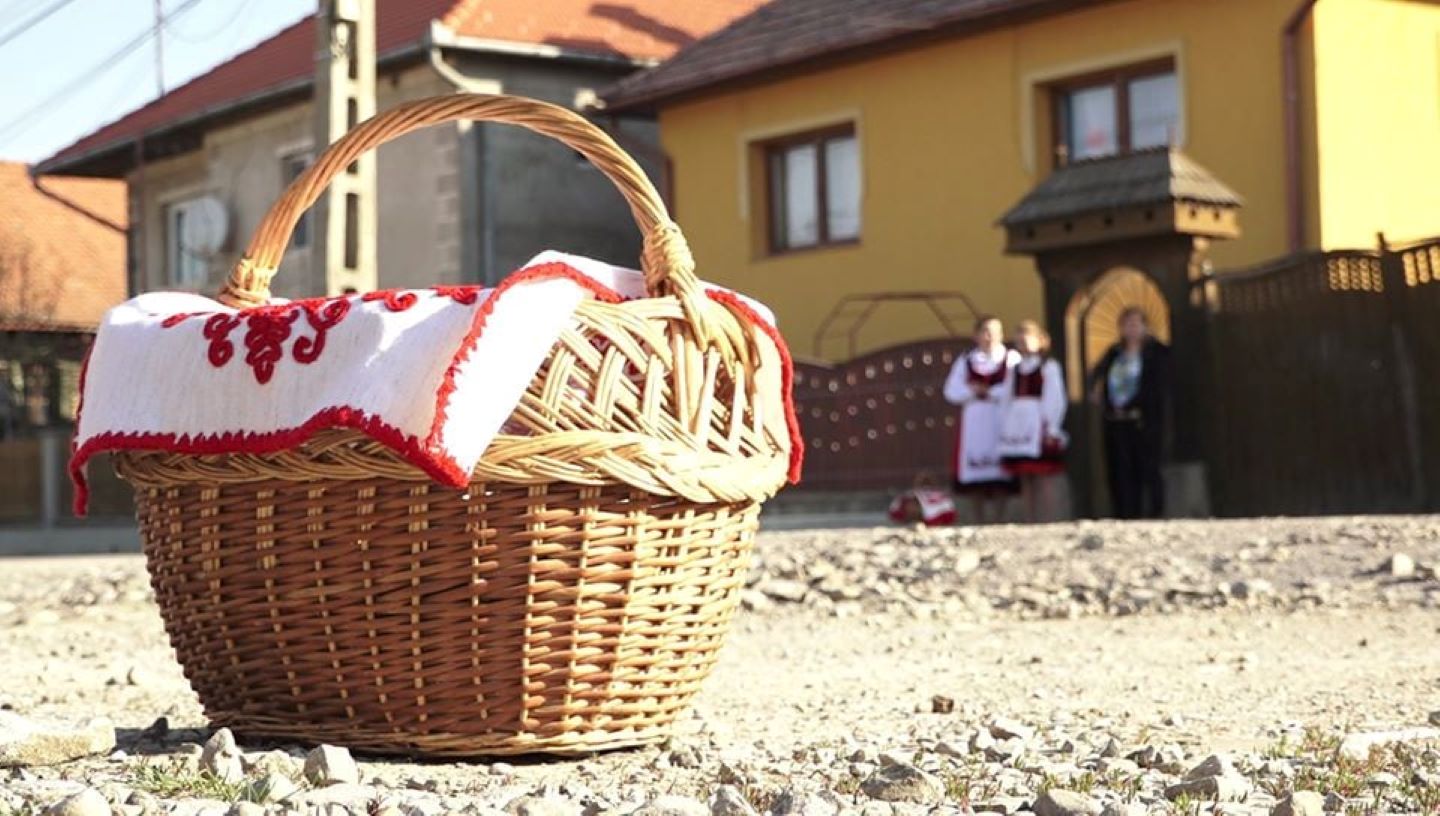 ouă, cozonac, Transilvania, miel