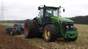agricultori, dreptul de a repara, tractoare, john deere