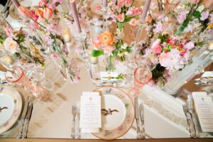 Casa Alba, somon afumat, friptura de vita, vinuri