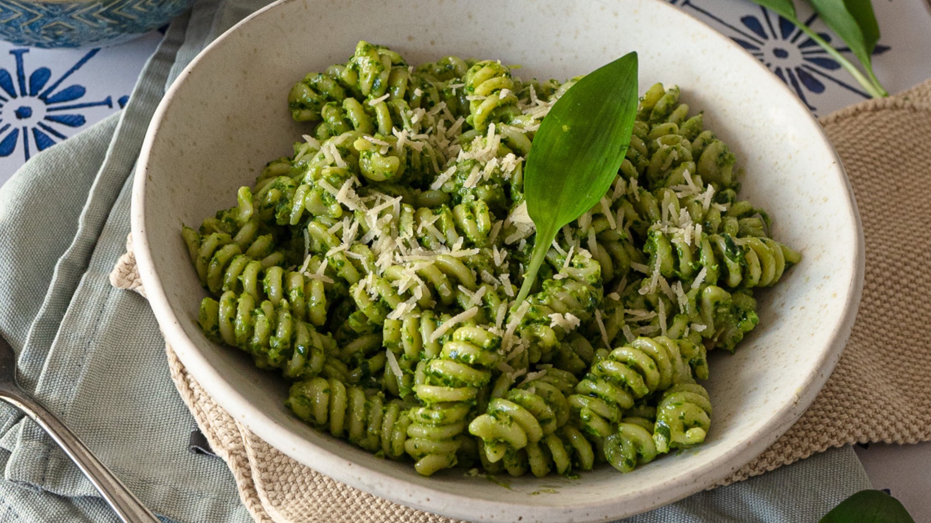 paste, leurda, branza feta