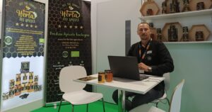 fermieri cu valoare adăugată, aplicultor, hetța bio apicole, produse cu valoare adăugată