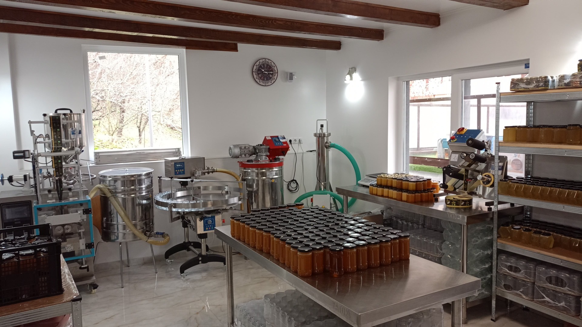 antreprenor cu valoare adaugata, ioan-cosmin herta, miere, apicultor