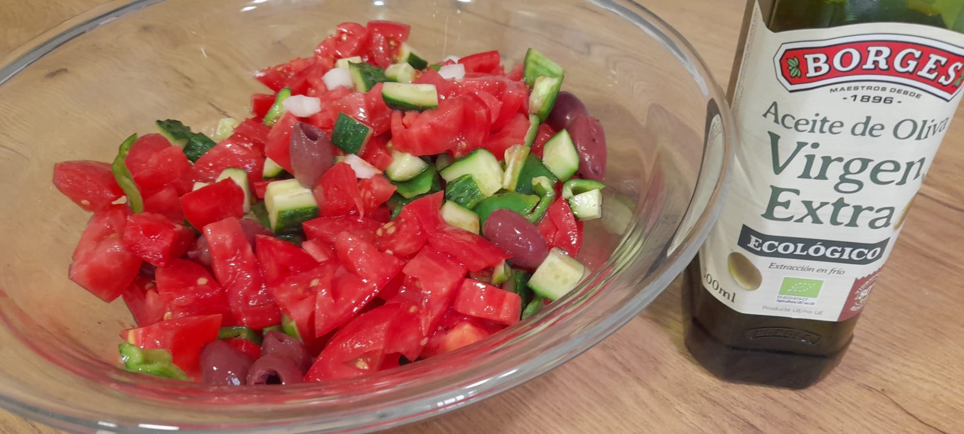 salata greceasta, Grecia, retete, calatorii culinare, foodlife, retele Juanitei