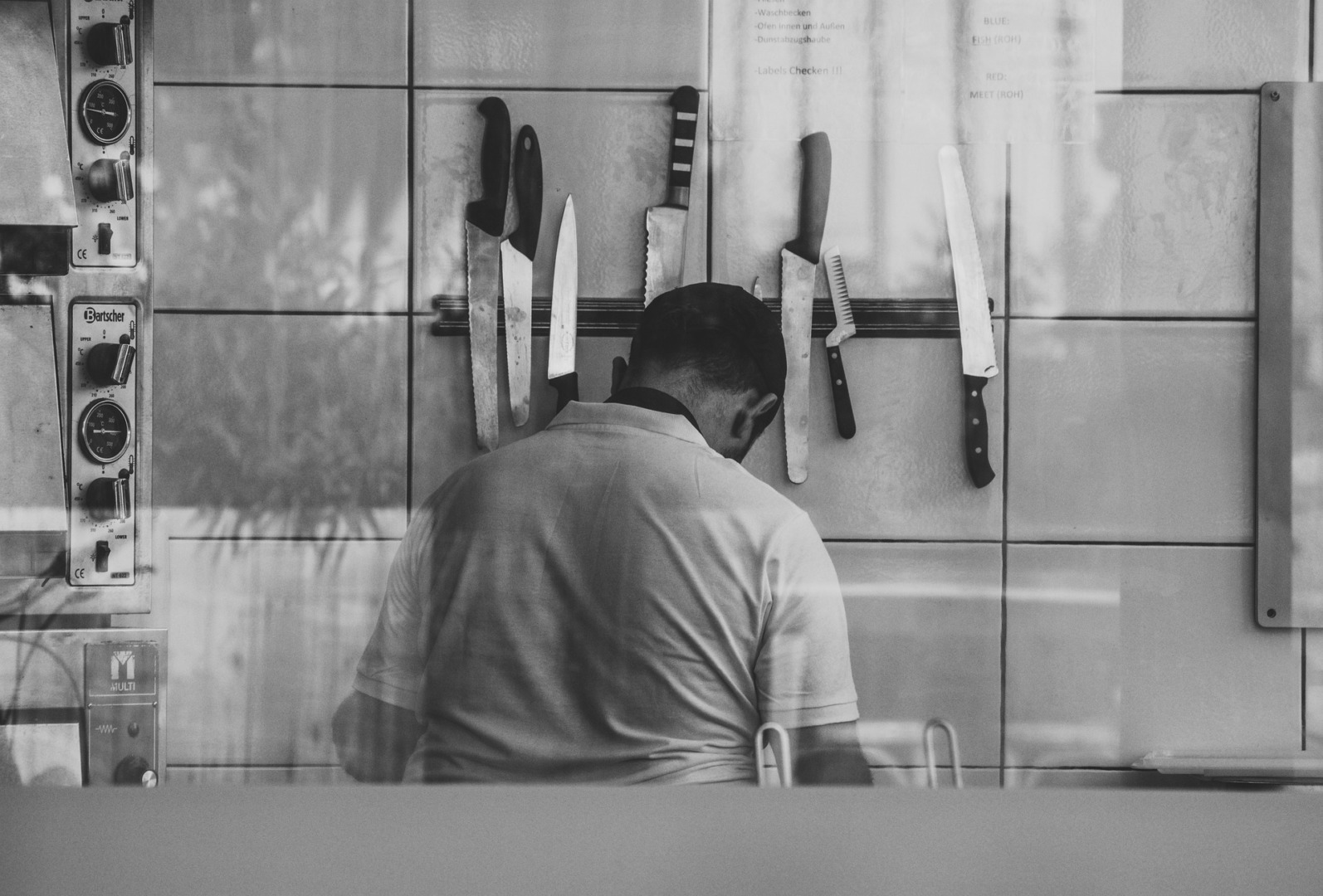 locuri d emunca, strainatate, horeca, bucatar