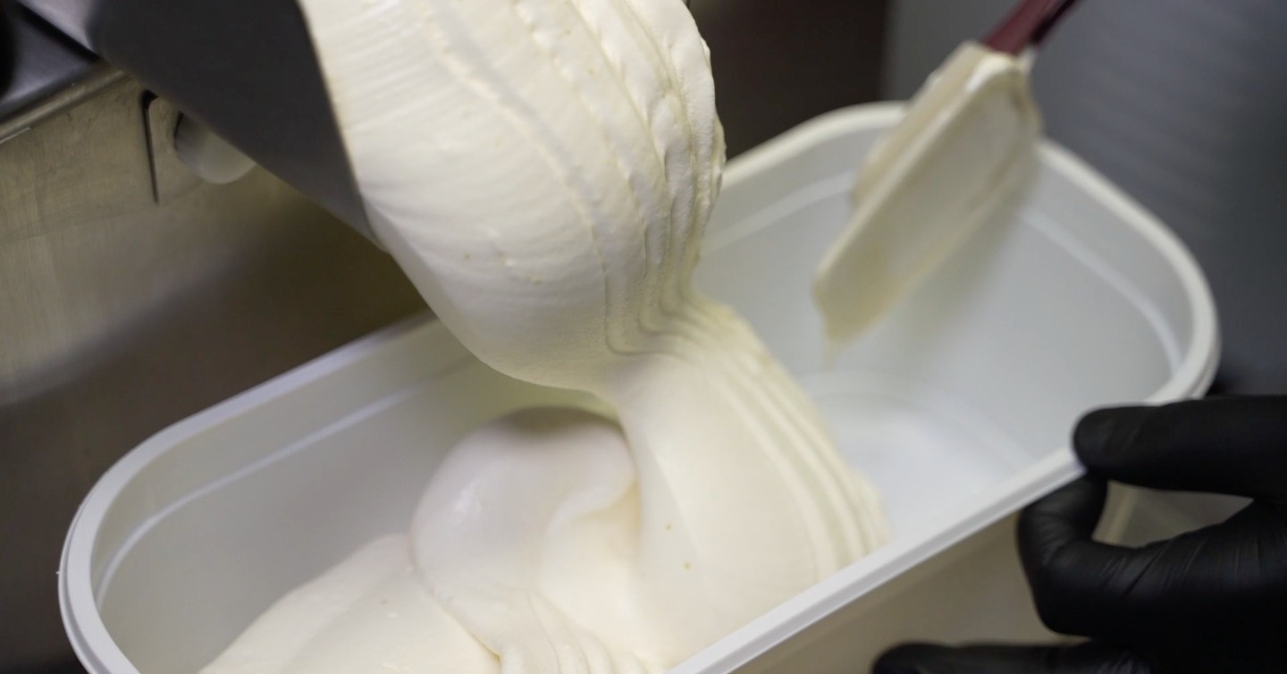 Înghețată de țuică de prune