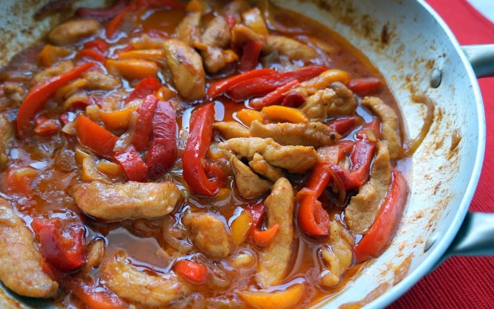 pui cu ardei reteta de vara reteta rapida retete cu pui reteta de pui cu ardei