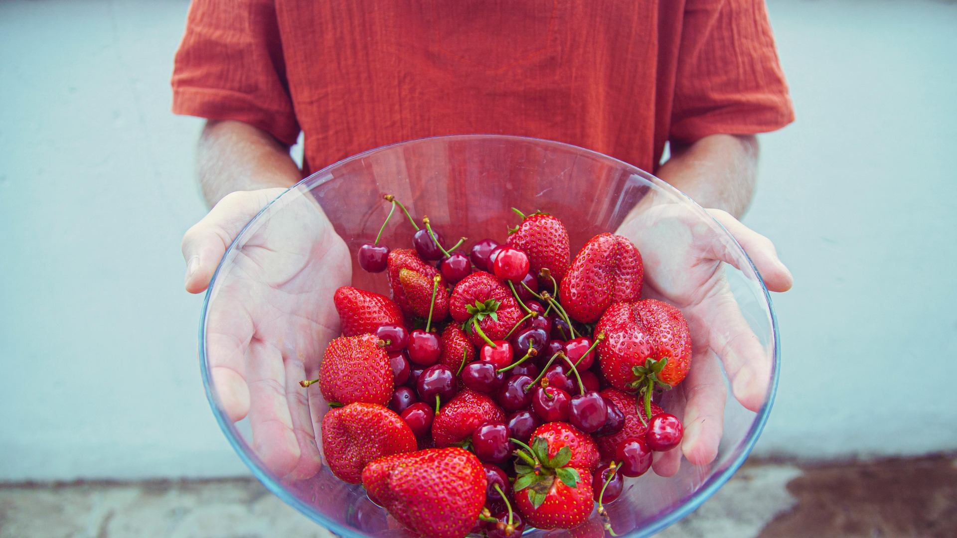 cireasa si capsuna, ministerul agriculturii, verificari, pesticide