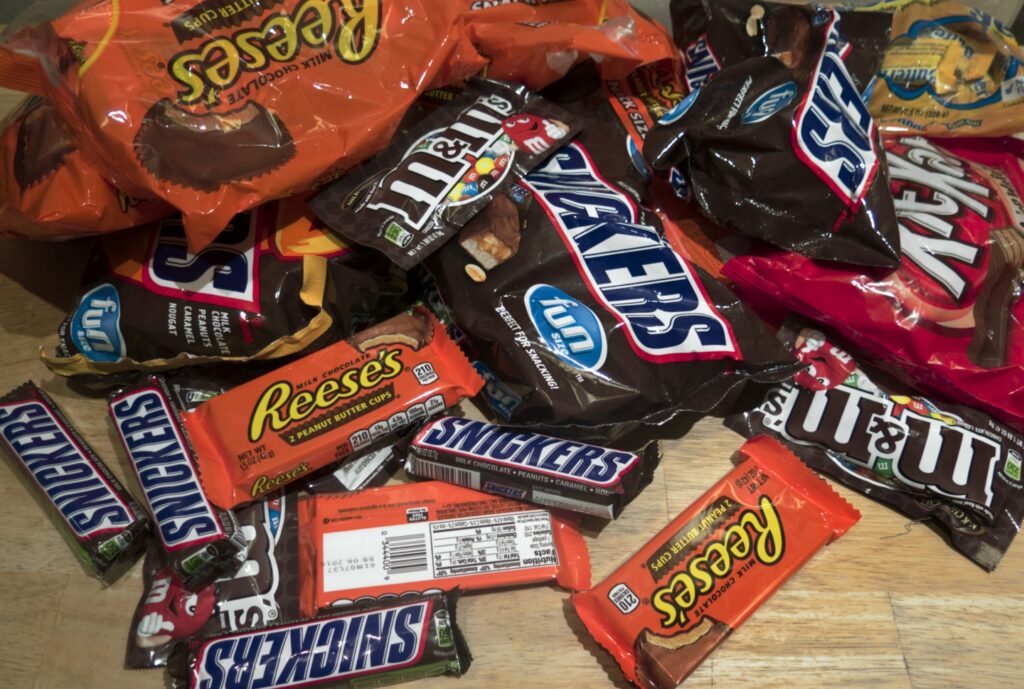 vama, dulciuri contrafacute, china, jucarii