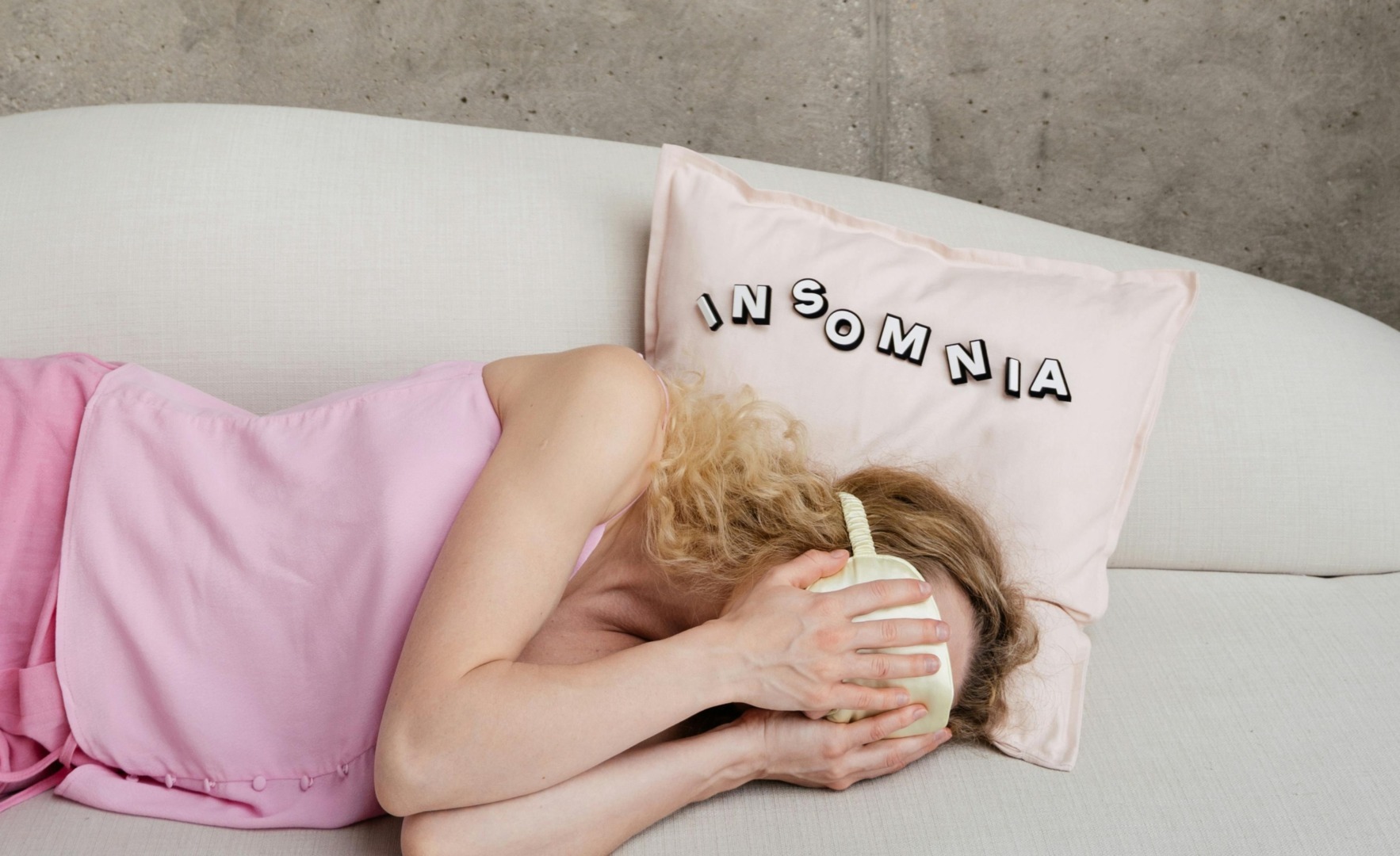 alimente care ajută sau care inhiba somnul