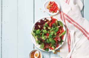 Salată thailandeză de miel