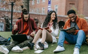 agritech studii universitati de top universitati din nordul Europei universitati americane specializari universitare noi foodtech ecologie biodiversitate biotehnologii zootehnologii agricultura viitorului hrana viitorului hrana sustenabila