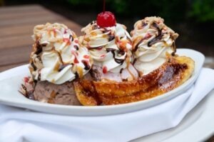 povești gastronomice banana split banane cu inghetata