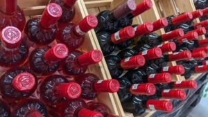 tarife-vamale-de-25%-pentru-toate-produsele-moldovenesti-exportate-in-SUA-vinul-principala-marfa