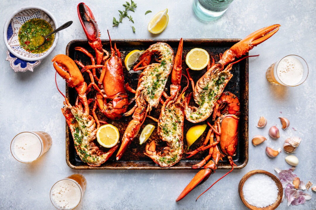 homar-carne-de-bizon-fructe-uscate-soia-din-SUA_printre-produsele-agroalimentare-neesentiale-excluse-de-la-taxele-vamale-de-import-in-UE