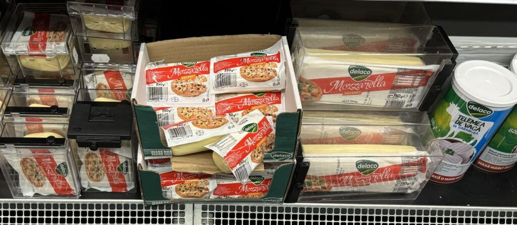 mozzarella, pizza, romania