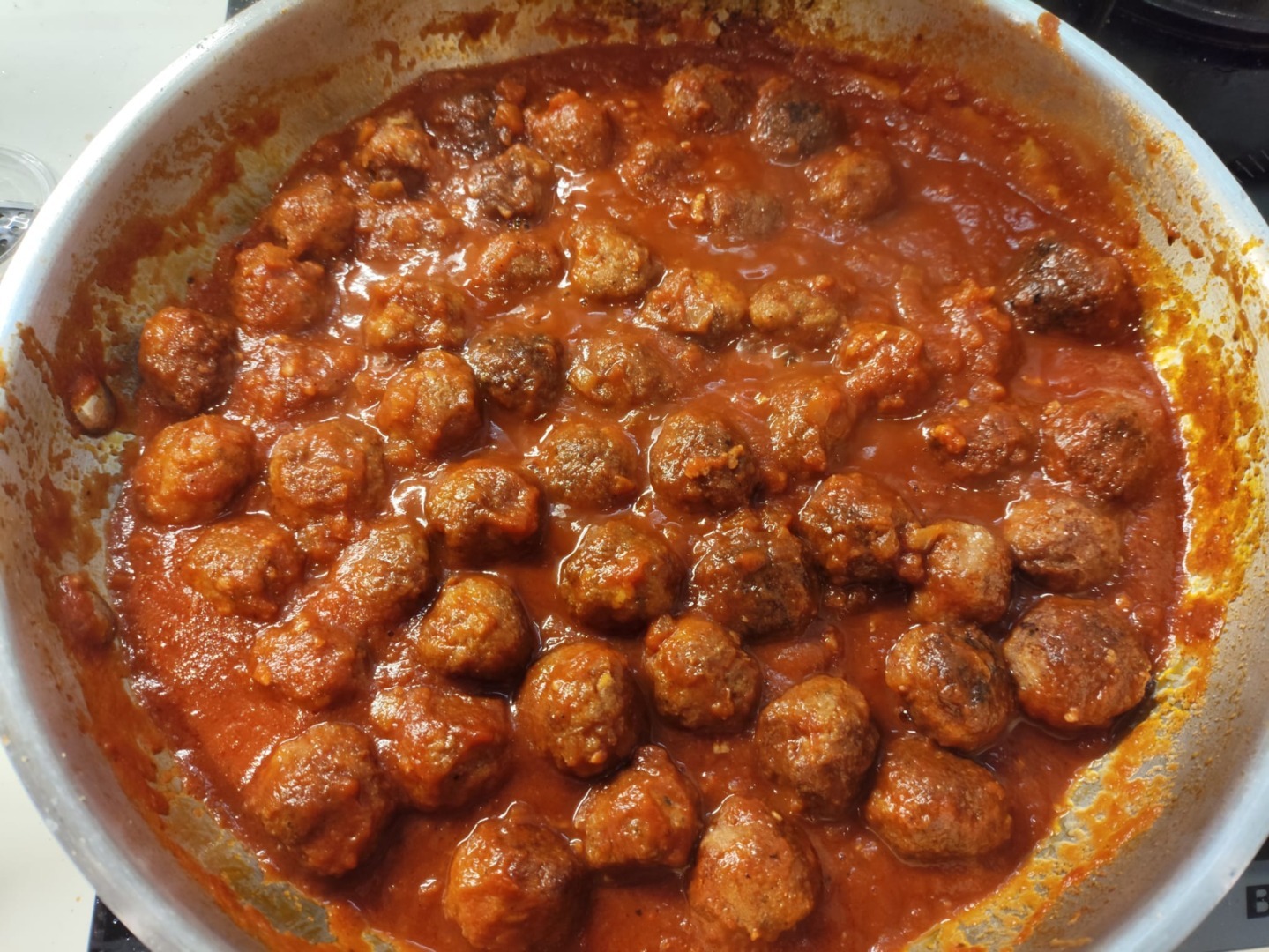 chiftele cu spaghete