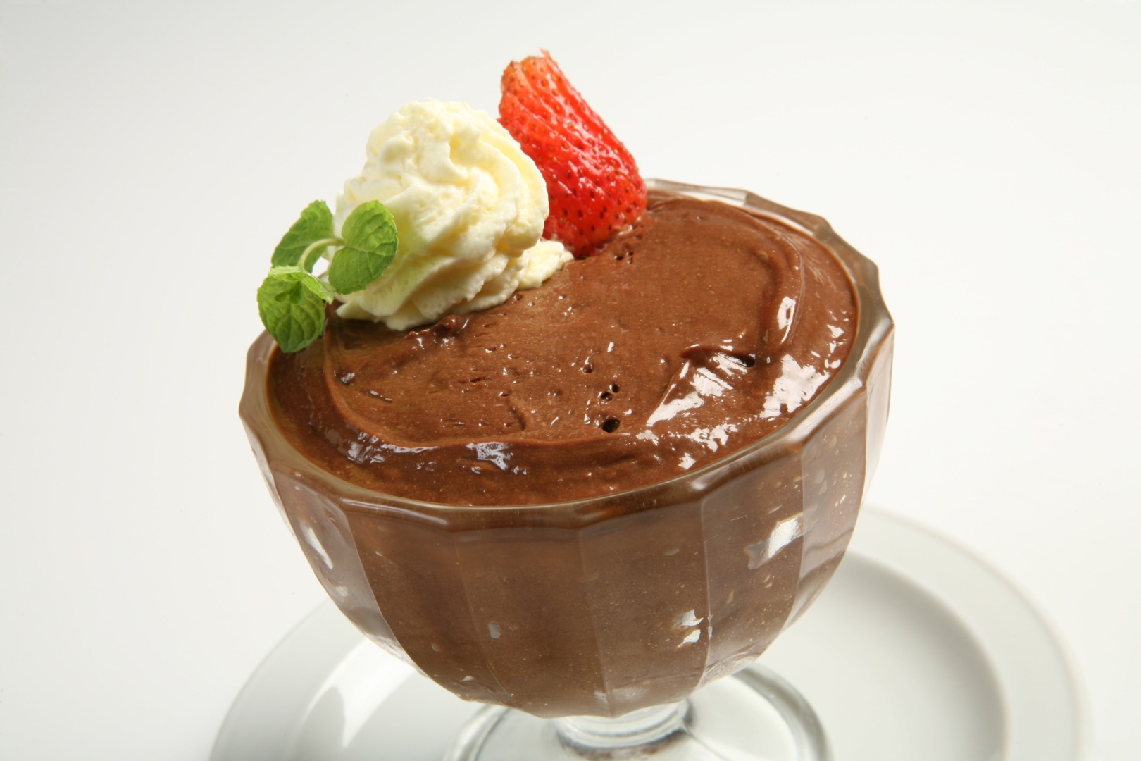 Mousse de ciocolată, rețetă simplă pentru începători