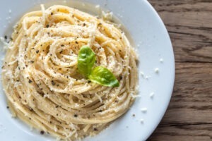Paste cacio e pepe,