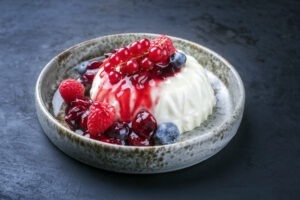 budinca de lapte crema de lapte biancomangiare desert fara oua desert fara lapte desert dietetic desert vegan desert traditional sicilian reteta italiana