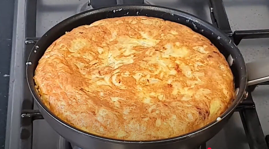 Omletă sănătoasă cu trufe și brânză brie