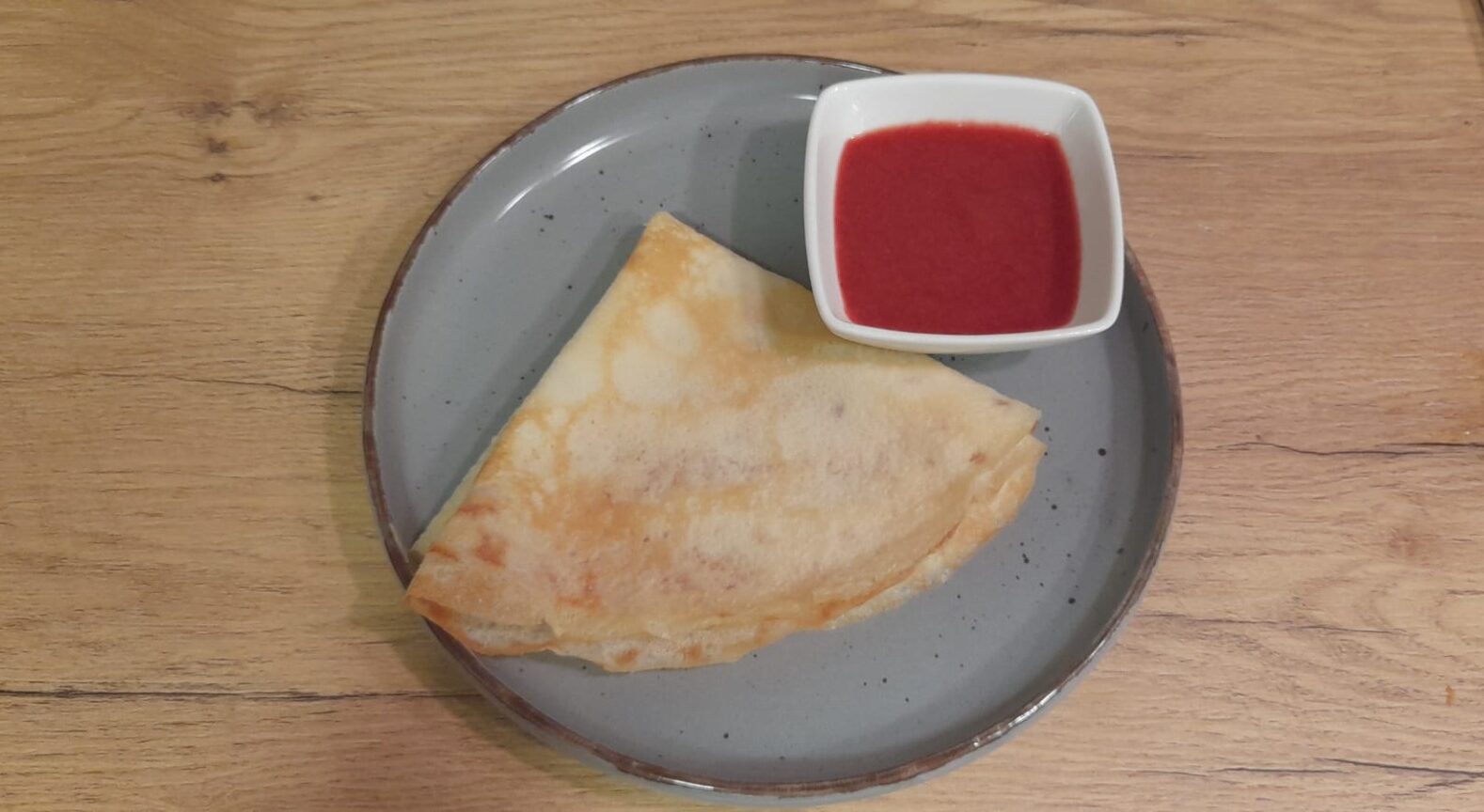 clatite cu piure de capsuni fara zahar