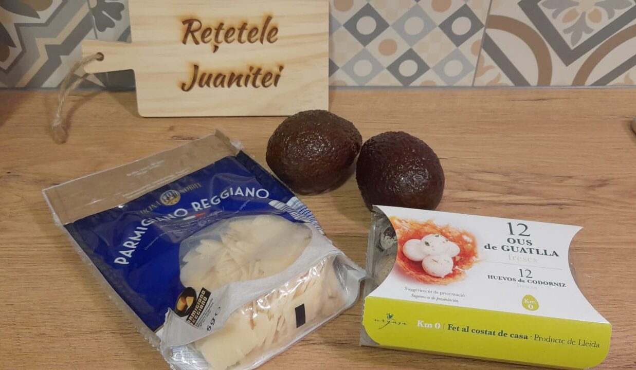 avocado cu oua si parmezan