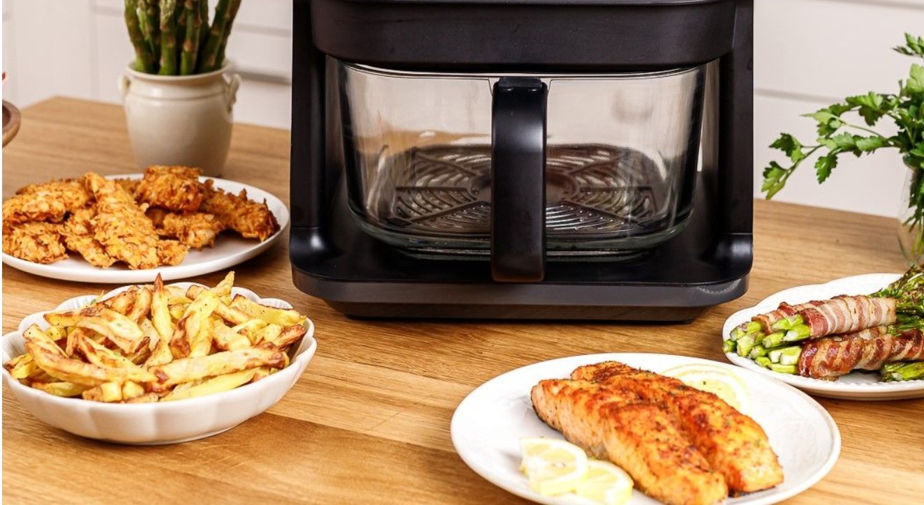 Friteuză cu aer cald