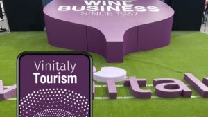 Vinitaly Tourism turism vinicol enoturism Veronafiere turism experiential