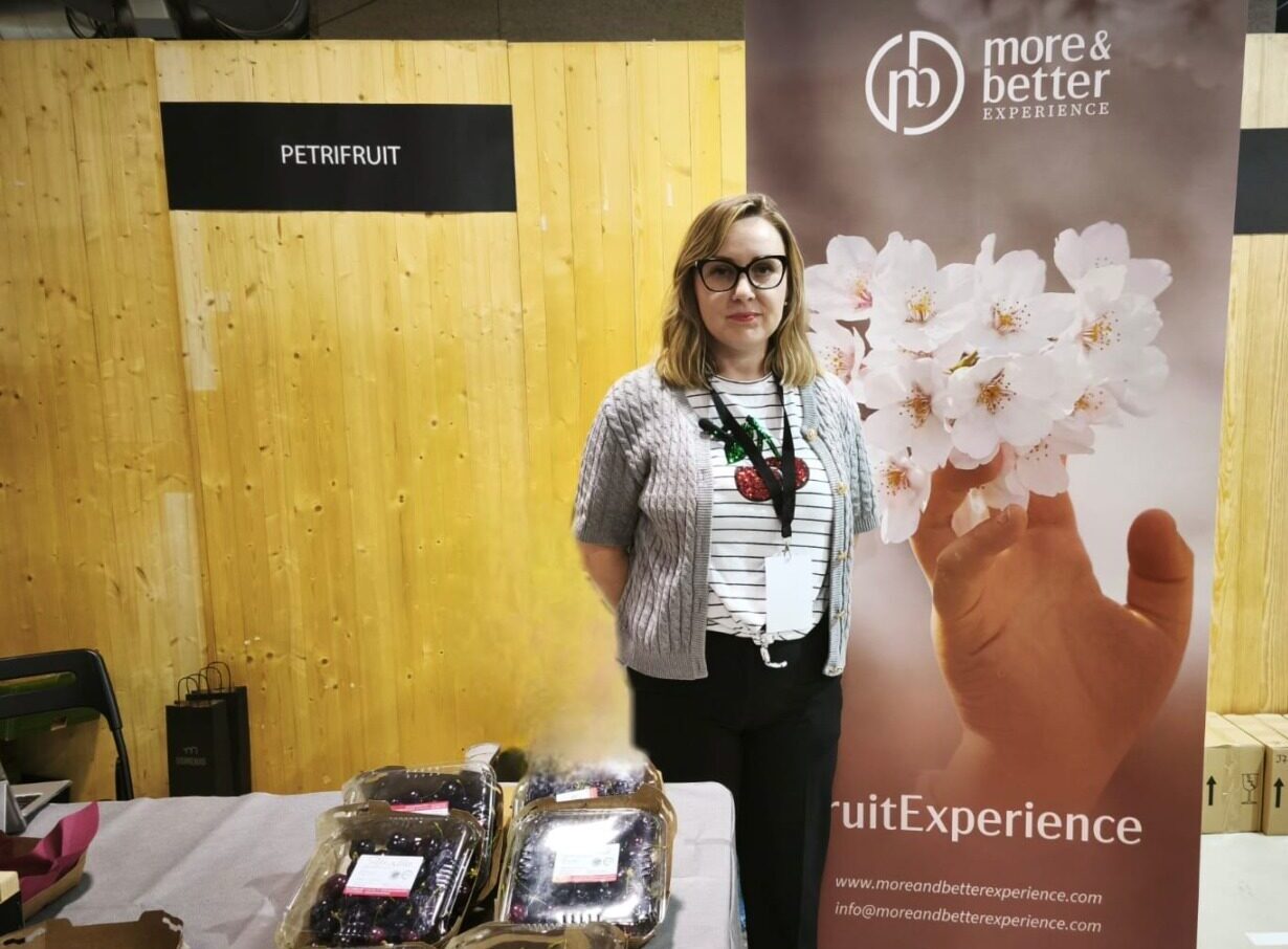 anamaria traieste in spania unde cultiva pomi fructiferi si exporta fructe in intreaga europa