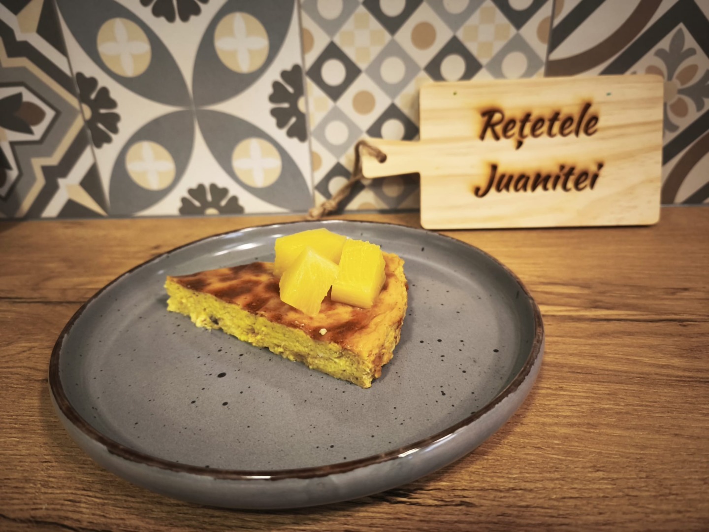 cheesecake ul cu mango se poate face cu zahar sau cu indulcitori sau chiar fara nimic dulce