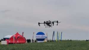 Demonstrații cu drone la Ziua Câmpului Merpano FOTO Ștefan Both