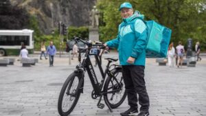 deliveroo achizitionata de concurenta americana