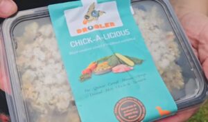 Mâncare pentru câini