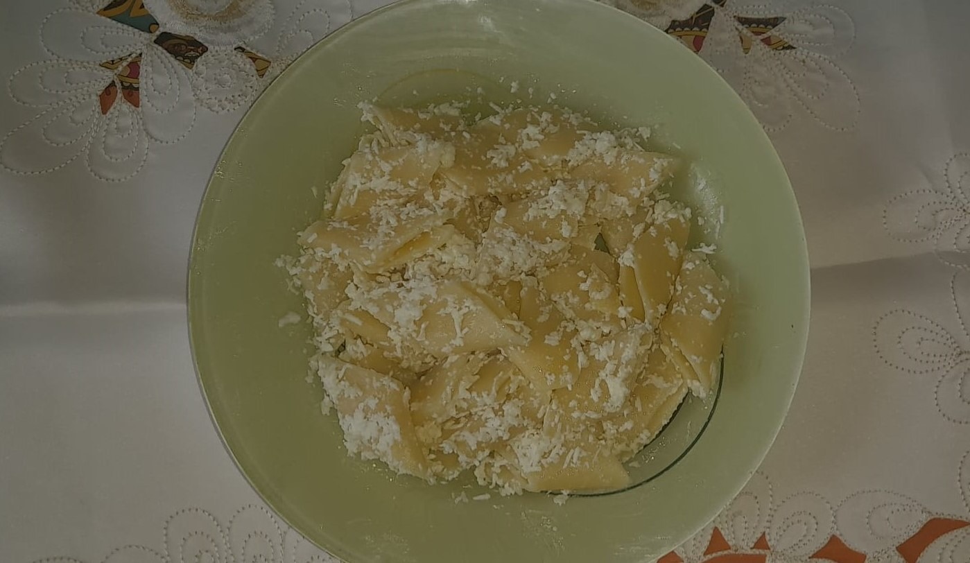 macaroane cu brânză