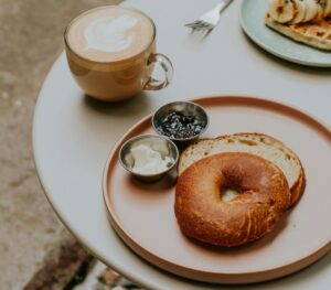 bagel de casa, sandwich american, retete, retetele Juanitei