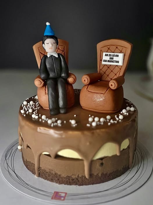 patronul cofetariei le bonbon a facut un tort care a ajuns viral