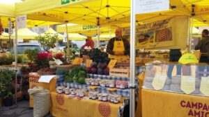 cum-sunt-organizate-pietele-taranesti-in-italia-peste-20.000-de-puncte-de-vanzare-directa