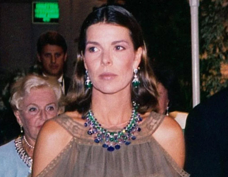 carolina de monaco a purtat cel mai celebru colier tutti frutti