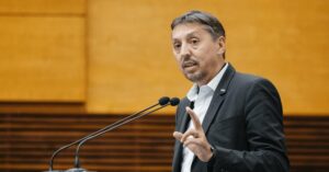 Ministrul Daniel David a redactat Raportul QX