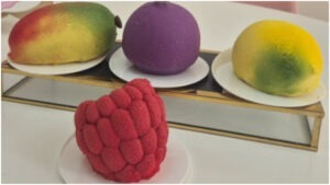 prajituri in forma de fructe