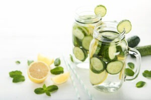 Cinci alimente hidratante care țin glicemia sub control