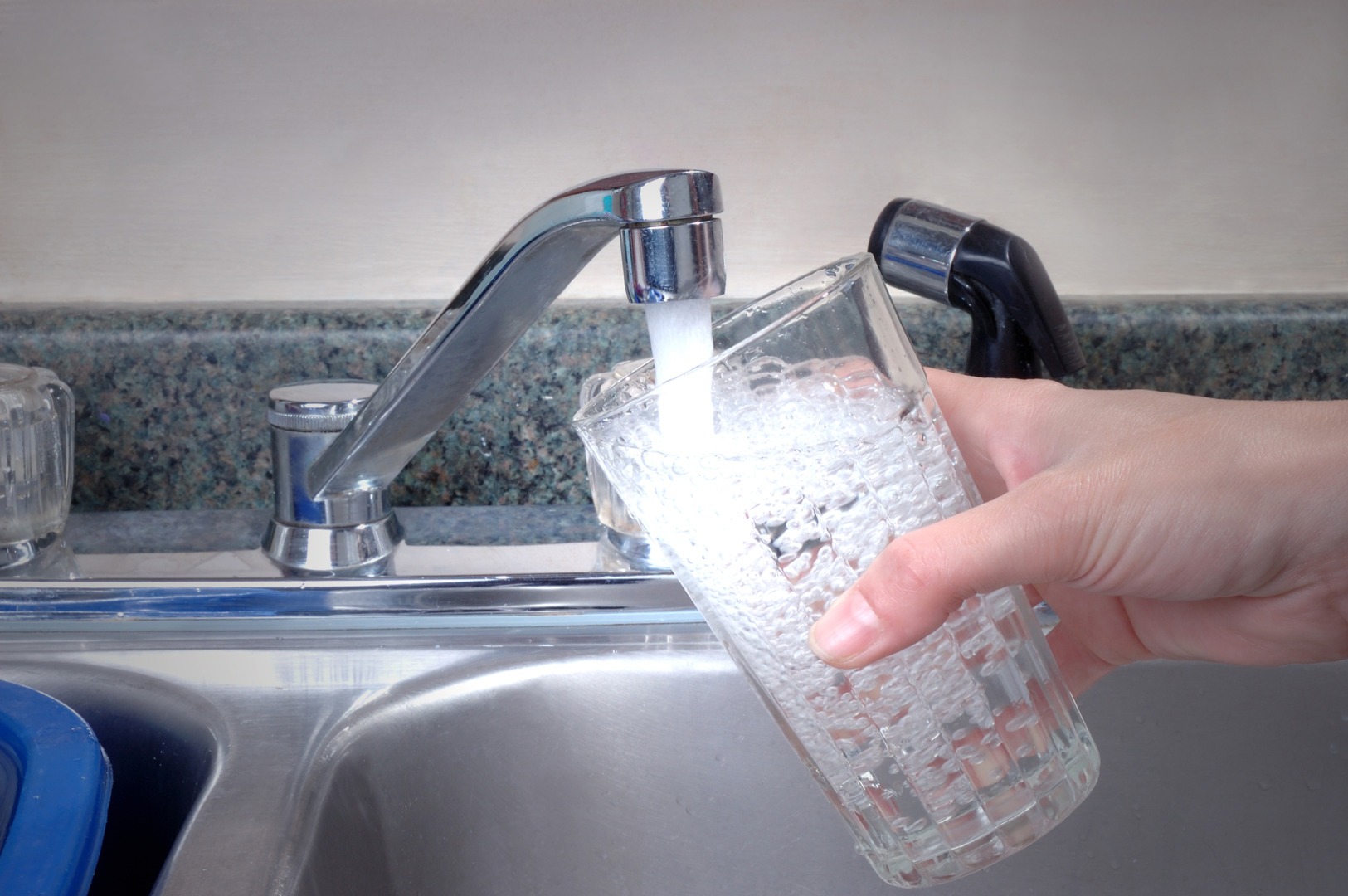 proba de apa infestata