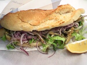 Balik ekmek, sandvis stradal din Turcia