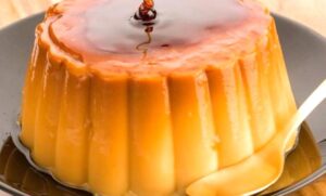 latte-alla-portughese-o-varianta-din-Toscana-a-celebrei-creme-de-zahar-ars-cu-vanilie-cardamom-cafea