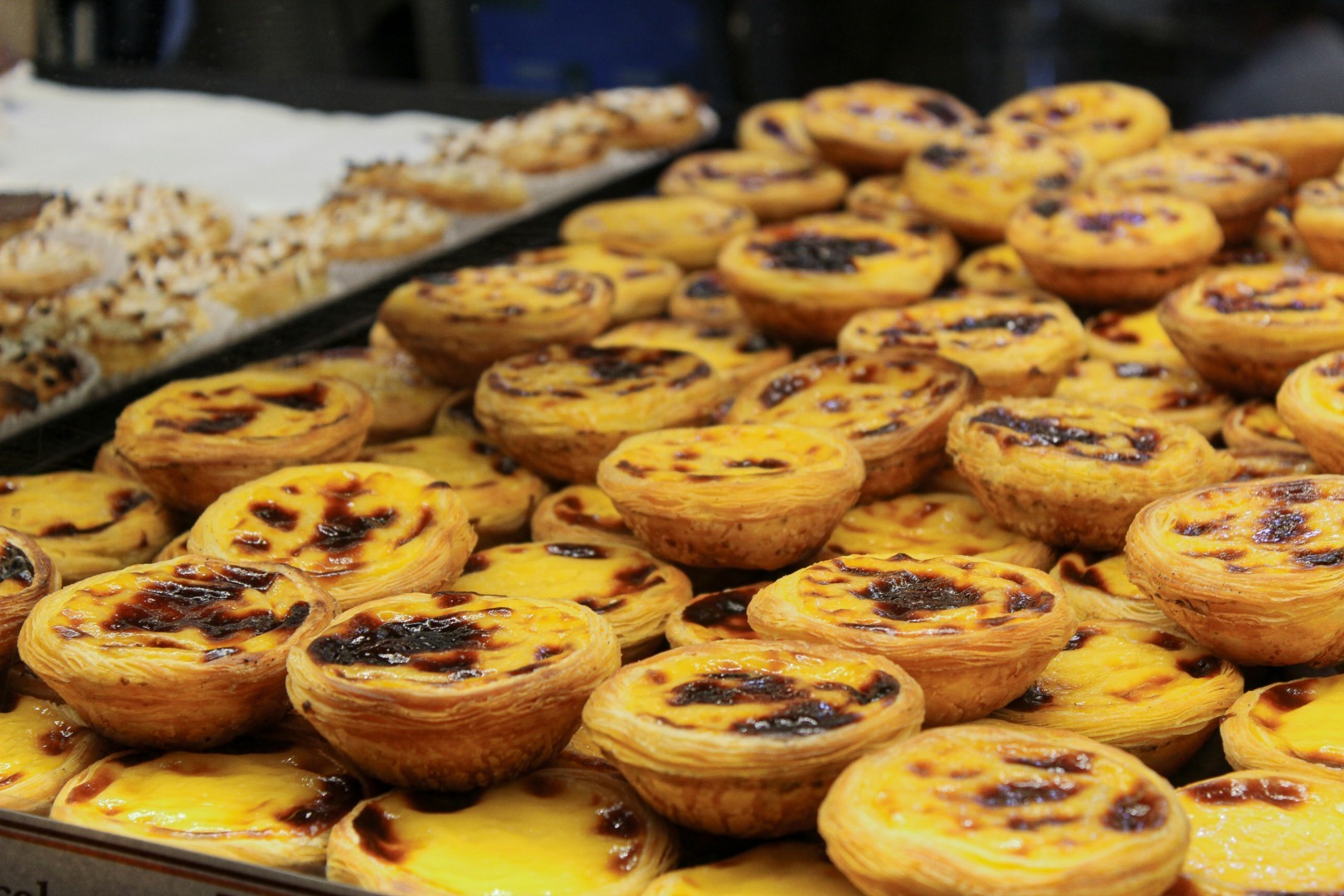 cum-produce-si-vinde-legal-un-antreprenor-de-la-napoli-celebrele-pasteis-de-nata-portugheze-fara-sa-aiba-un-laborator-propriu-o-poveste-care-poate-servi-drep-model-de-urmat