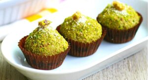 bile-de-cocos-si-iaurt-un-desert-rece-rapid-si-simplu-de-facut-pentru-vara